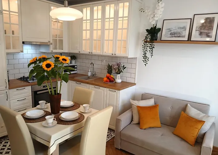 Apartament Downtown Elegant & Sunny Near Metro Station Warszawa