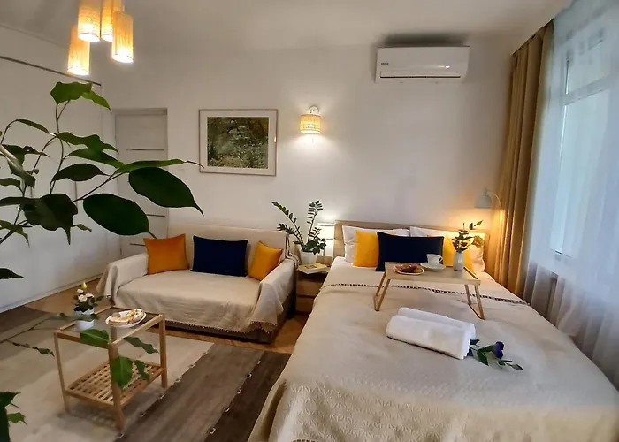 Apartament Downtown Elegant & Sunny Near Metro Station